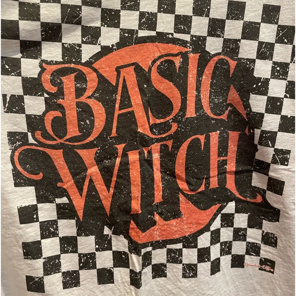Basic Witch T-Shirt